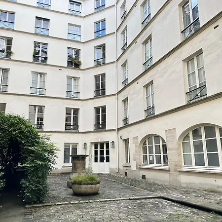 Luxembourg Garden Unique Haven * 파리