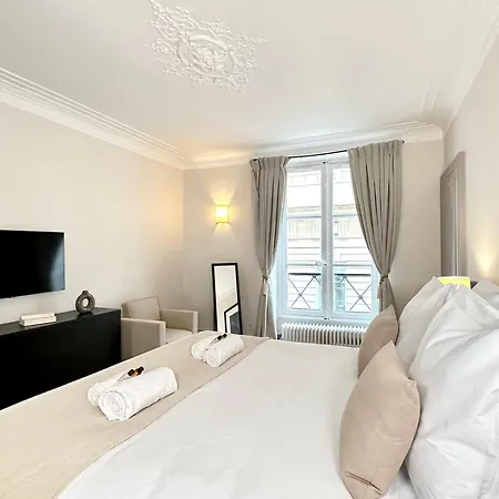 Apartment Luxembourg Garden Unique Haven