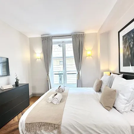 Luxembourg Garden Unique Haven Apartment Paris