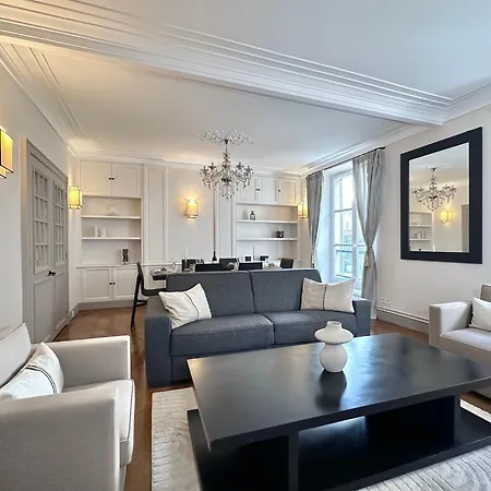 Luxembourg Garden Unique Haven Apartment *