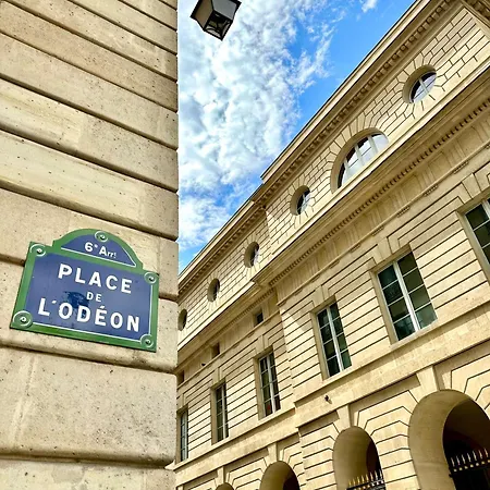 Luxembourg Garden Unique Haven Apartment *